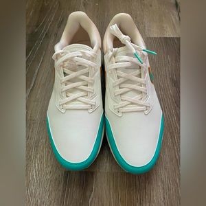 NIKE AIR ZOOM INFINITY TOUR